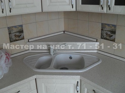 Установка врезной мойки